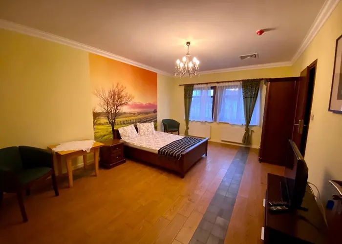 Amberroom بروشت غداينسكي